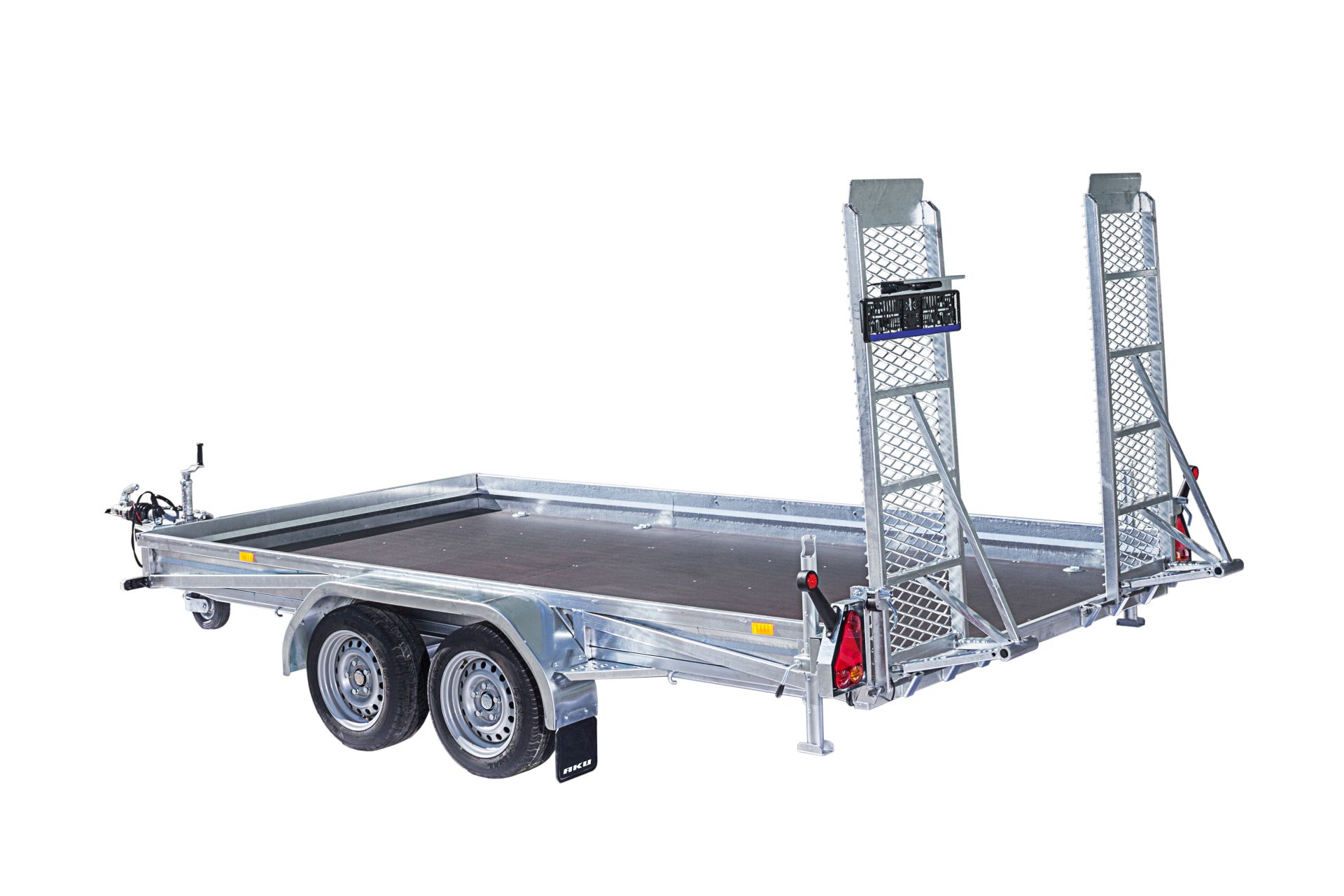 AKU TP300-DRB 2750kg konelavetti