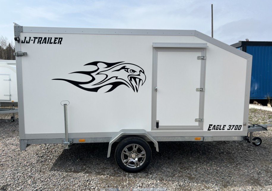 Eagle 3700 PRO Maxi XXL kaappivaunu
